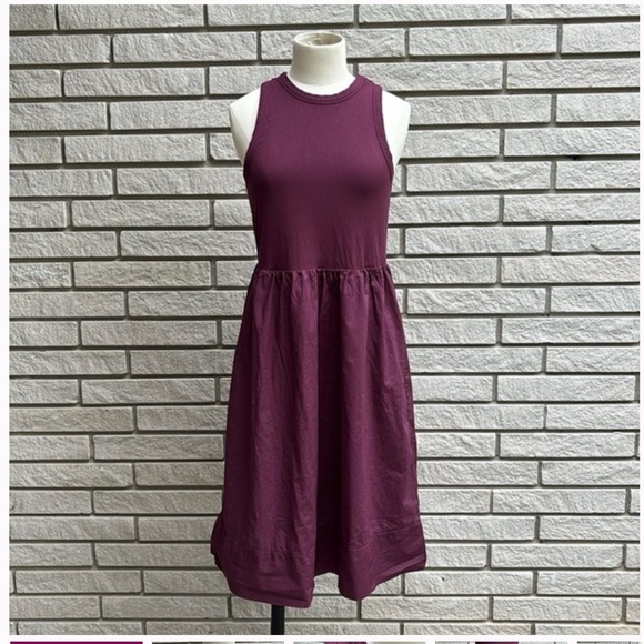 Reitmans Dresses & Skirts - Reitmans Sleeveless Midi Mixed Media Dress